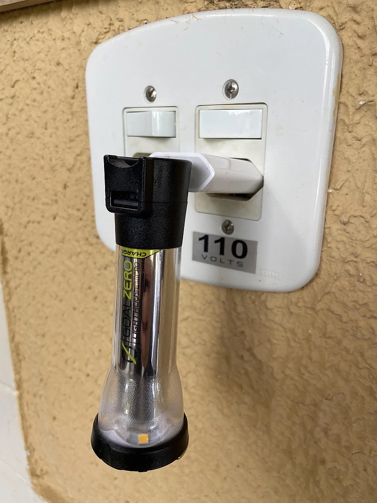 Goal Zero Lighthouse Micro Charge Lantern 3 Goal Zero Lighthouse Micro Charge Lantern - Image 3