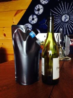 Vapur Vintage Wine Carrier -Cozy Camp Shop photo 3 6